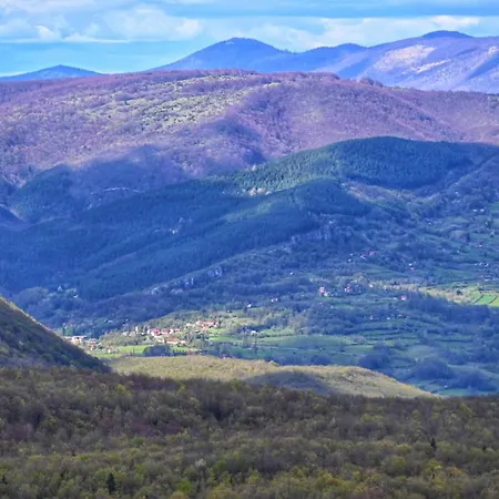 Potocarska Panorama 믈콘이치 그라드